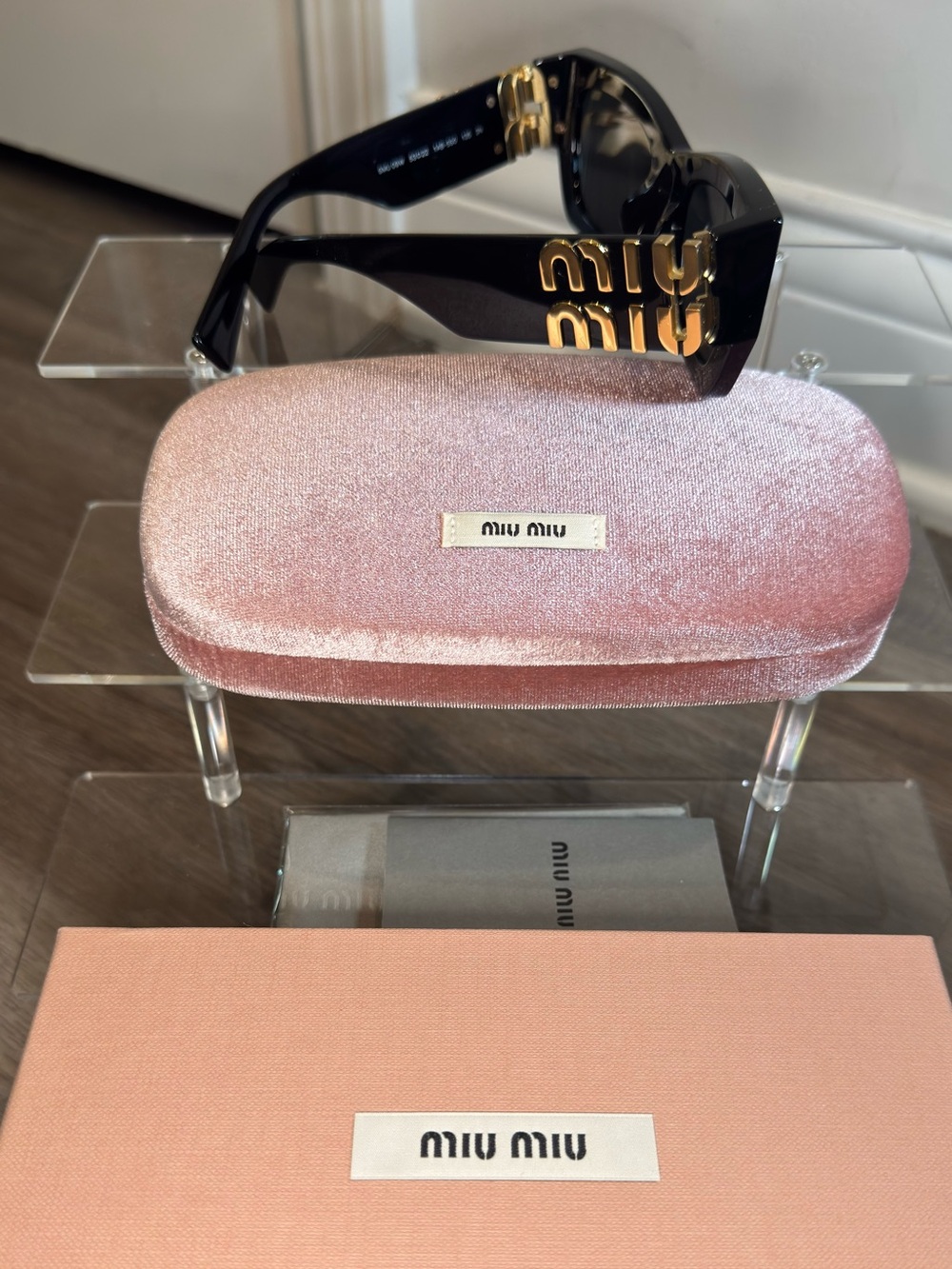 Miu Miu Logo Glimpse Rectangular Sunglasses SMU 09W
